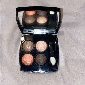 CHANEL Les 4 Ombres Multi-Effect Quadra Eyeshadow
